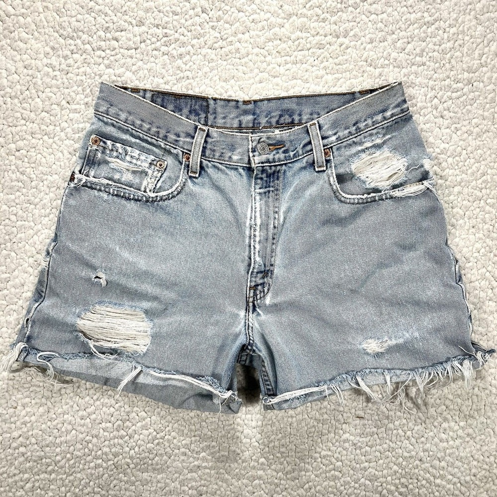 VTG Levi's 560 Loose Fit Cutoff Denim Shorts Light Wash 90's Distressed 29W